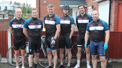 Bike Ride in Memory of Dave Seymour – And they’re off!!!